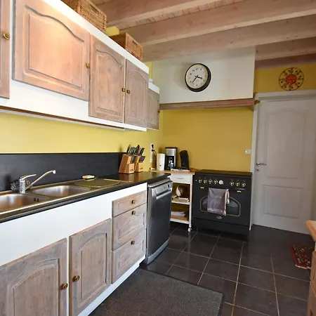 With Heated Pool And Hot Tub * Velieux